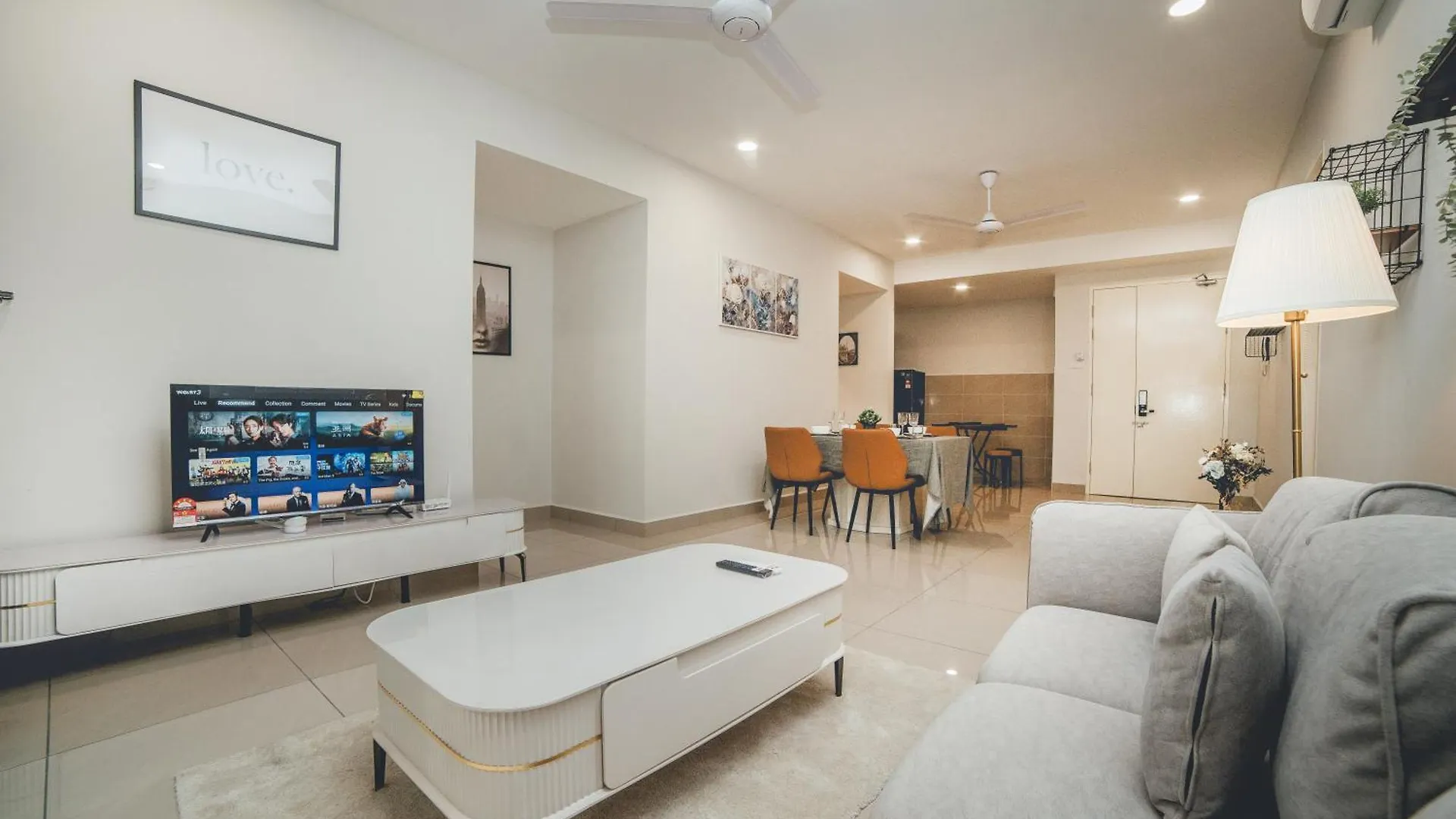 D Wah Retreat Botanika 3Br 8Pax Mahjong Table By Our Stay Johor Bahru